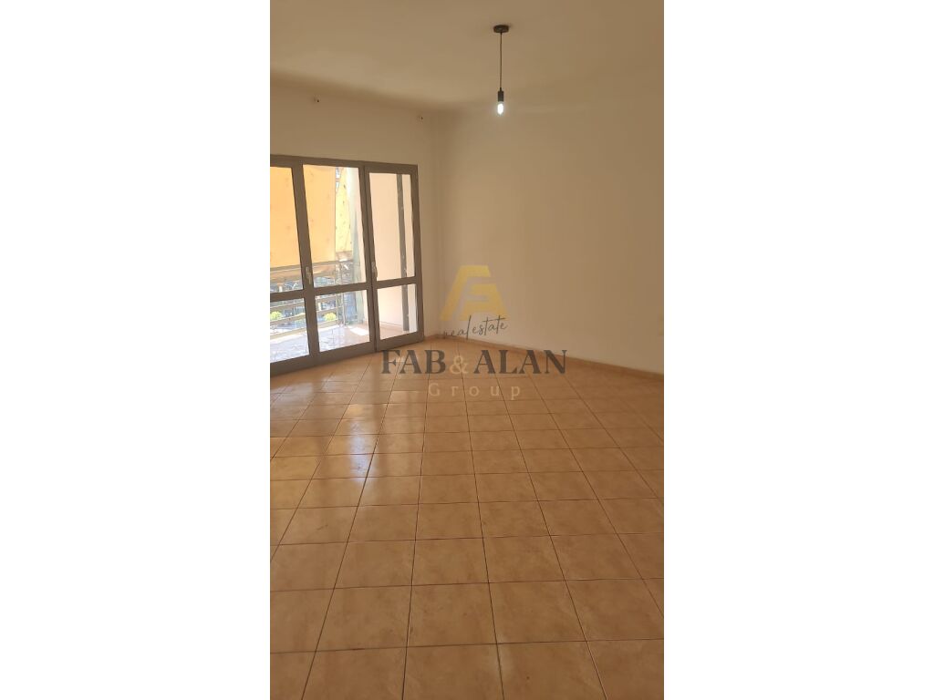 TEK RRETHRROTULLIMI I ZOGUT TE ZI APARTAMENT 2+1+2 PER SHITJE!