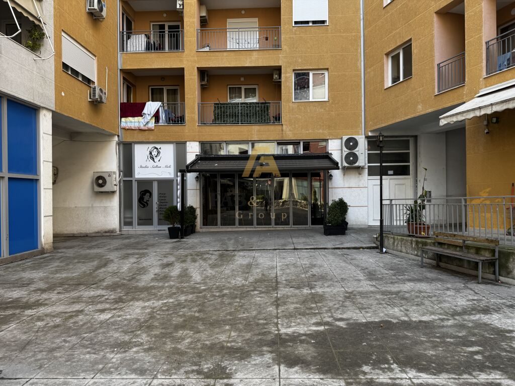 LOKAL TEK OXHAKU PER SHITJE! 2