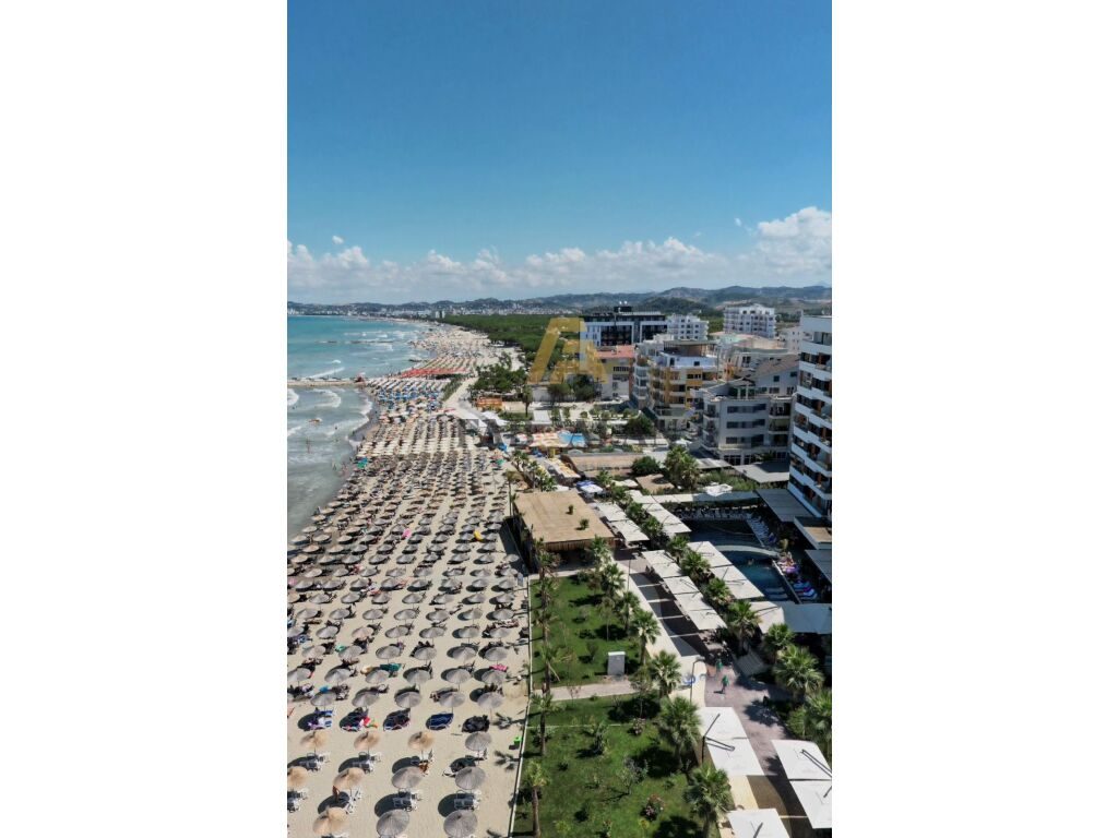 NE QERRET PRANE HOTEL "BRILLIANT" APARTAMENT 1+1 PER SHITJE!