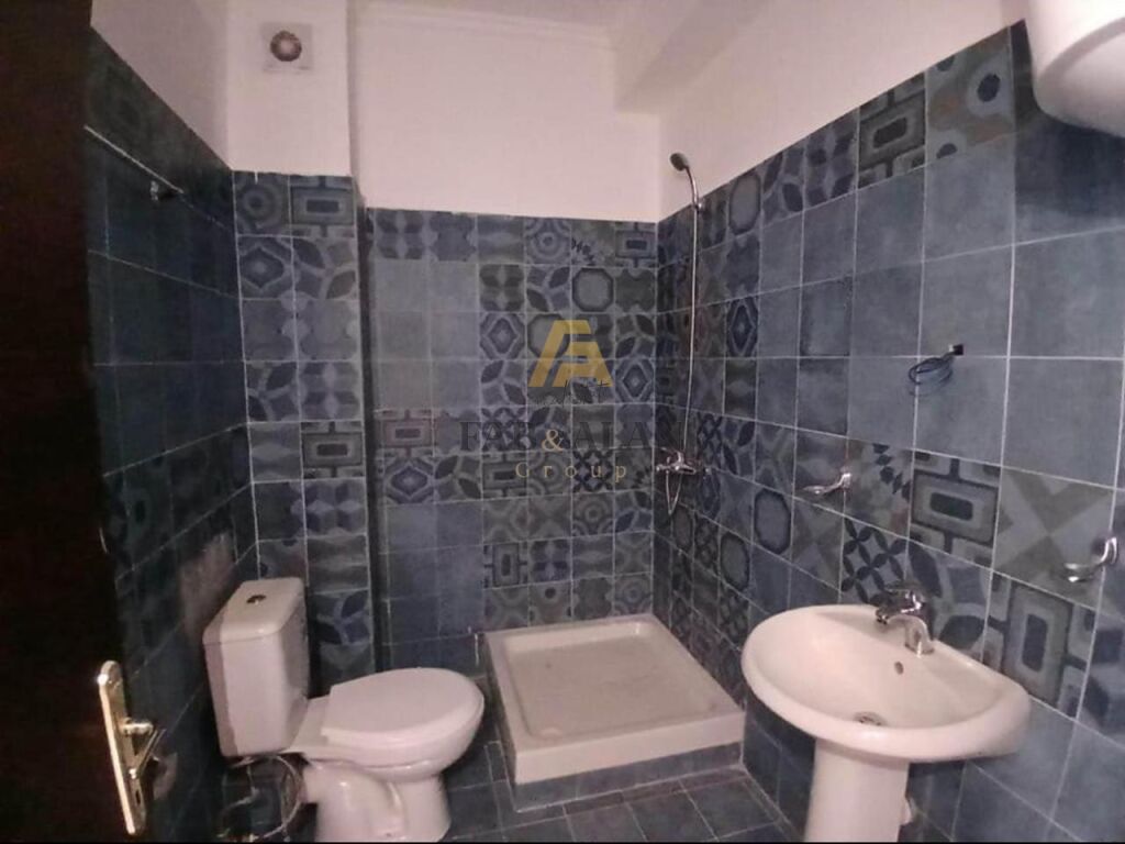 GARSONIERE PER SHITJE TEK FRATARI NE ASTIR! 3