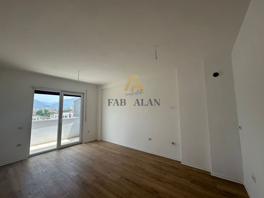 TEK ASTIRI, VILA L 2021 APARTAMENT 2+1 PER SHITJE ! 3