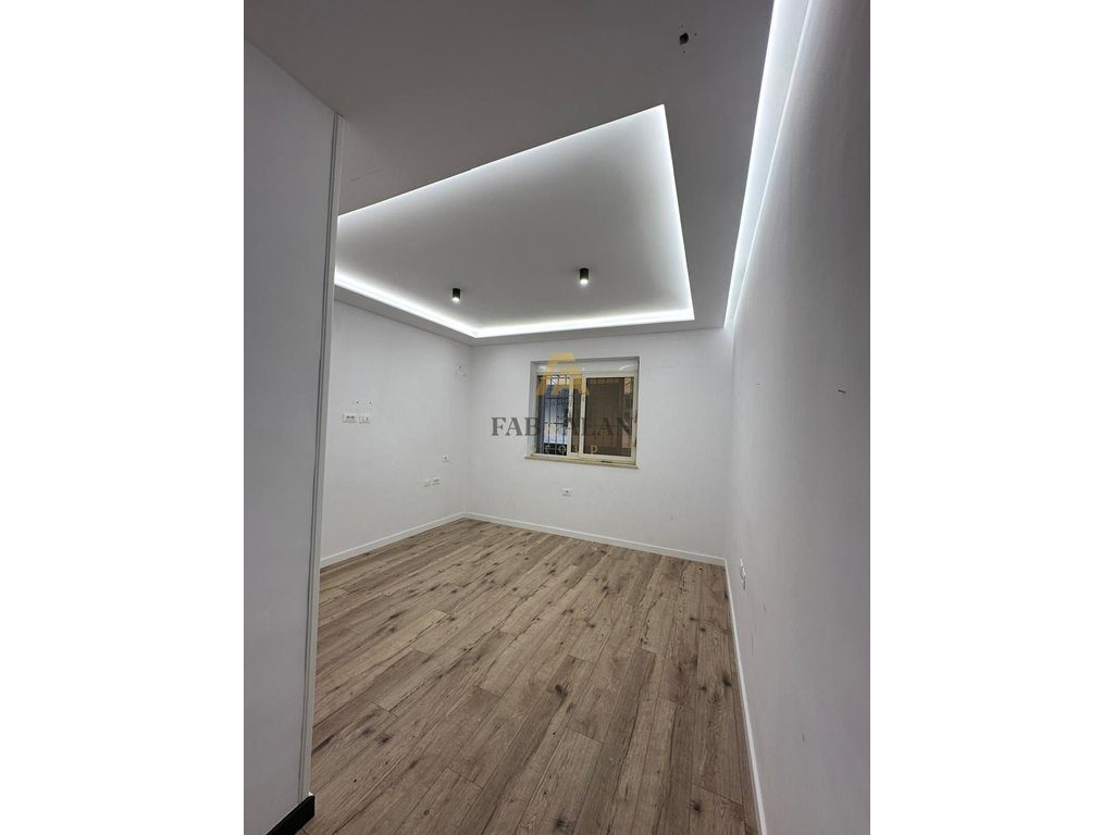 PERBALLE PETRO NINIT APARTAMENT 1+1 PER SHITJE! 3