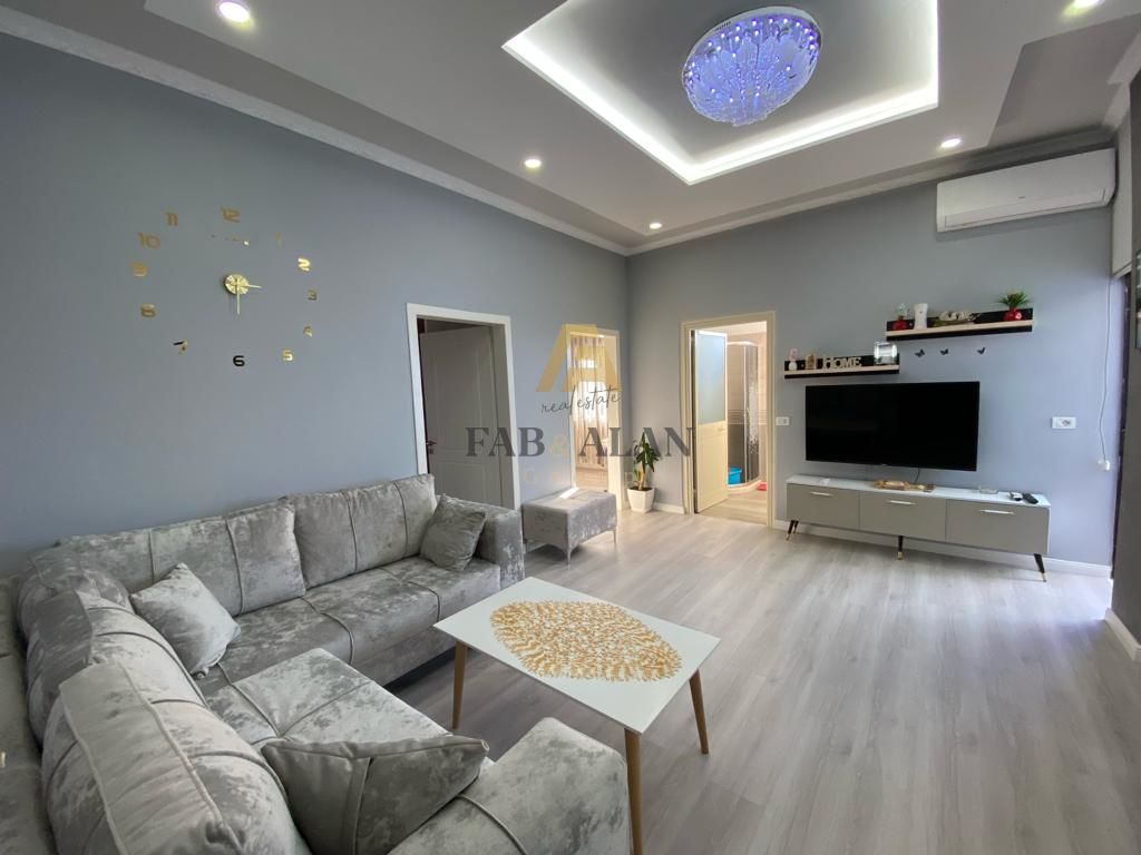 Apartament 2+1 per shitje tek Urgjenca ne Durres!