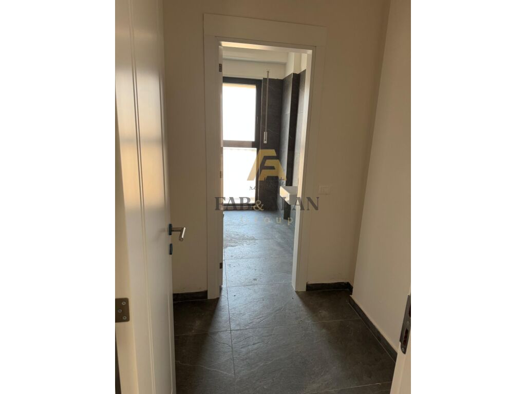 TEK BULEVARDI I RI SUPER APARTAMENT 2+1+2 PER SHITJE! 4