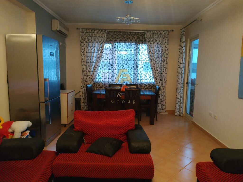 NE ASTIR PRANE "BOHEM" BAR APARTAMENT 1+1 PER SHITJE! 2