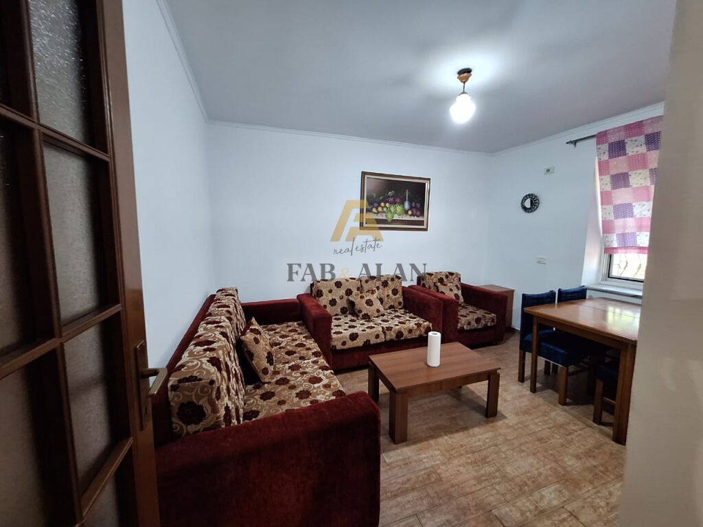 Ofrojme apartament 2+1 per qera tek Mine Peza! 3