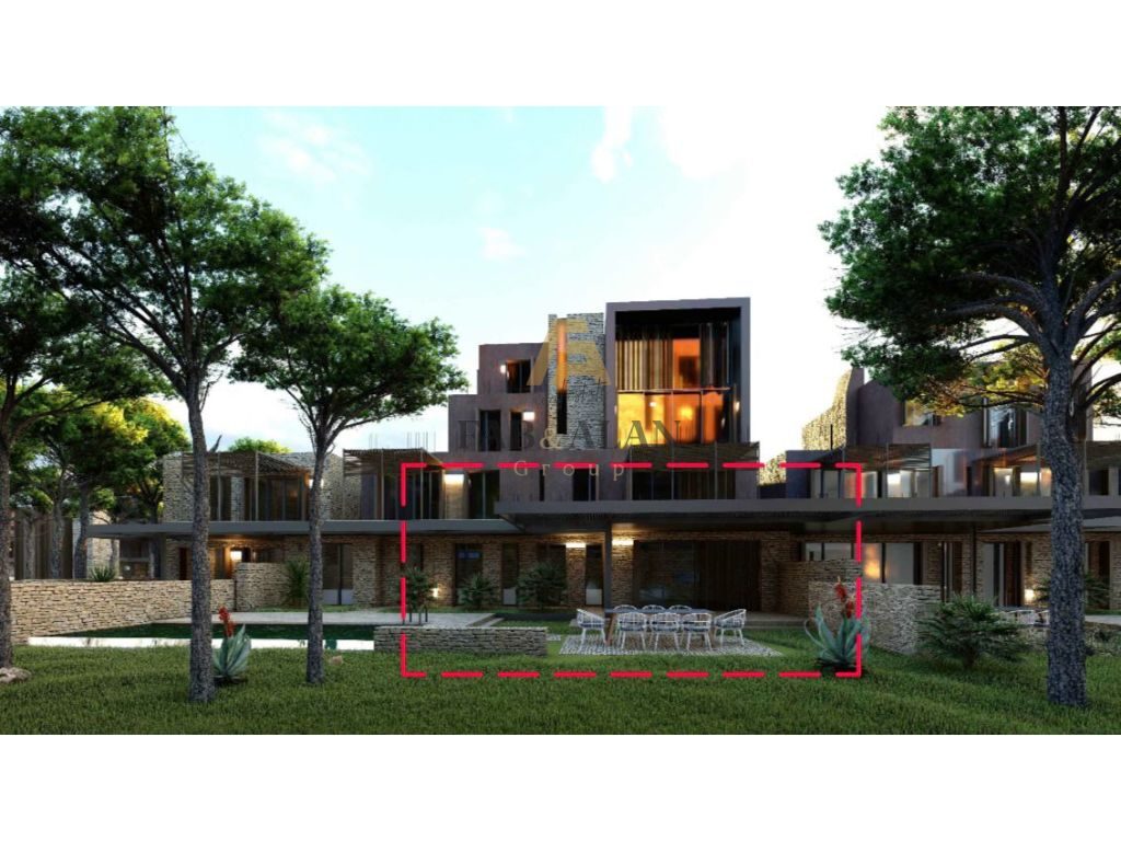 TEK KOMPLEKSI TURISTIK LURA 5 OFROJME APARTAMENT NE TOWNHOUSE PER SHITJE! 1