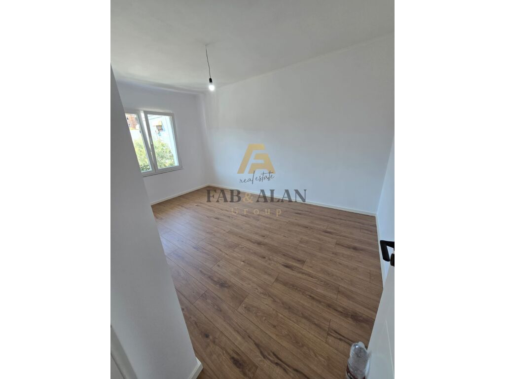 MIDIS AMBASADES AMERIKANE DHE INSTITUTIT TE HIGJIENES, APARTAMENT 2+1 PER SHITJE! 4