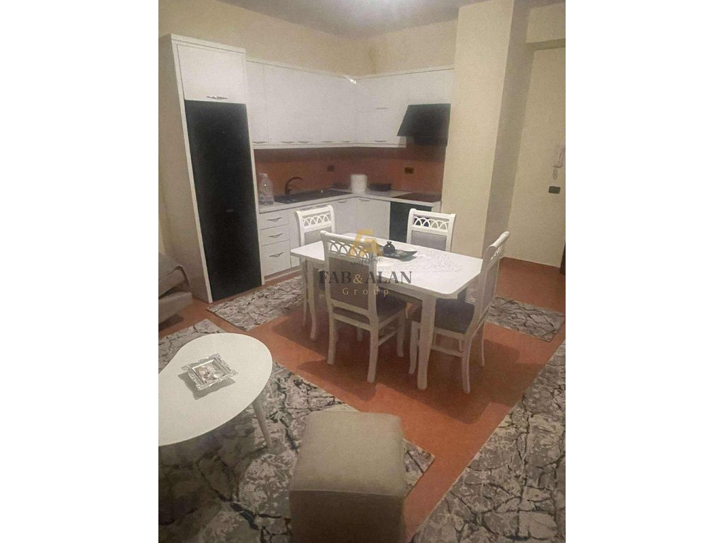 SHITET APARTAMENT 2+1 NE FIER!