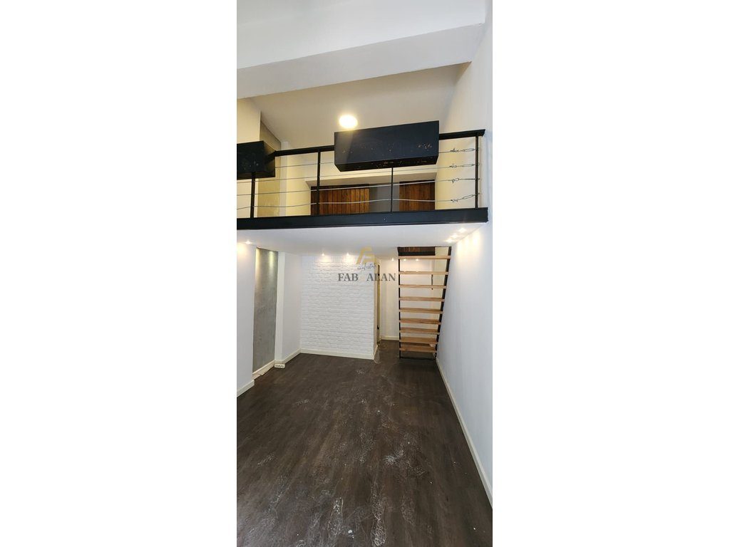 Duplex Për Shitje në Rruga Barrikadave, Tirana - 64,000€ | 20 m² 2