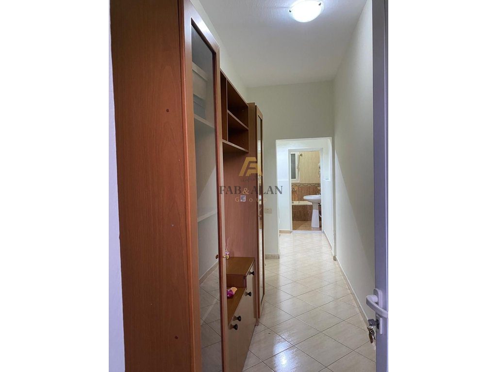 TEK SPAKU APARTAMENT 1+1 PER QERA! 3