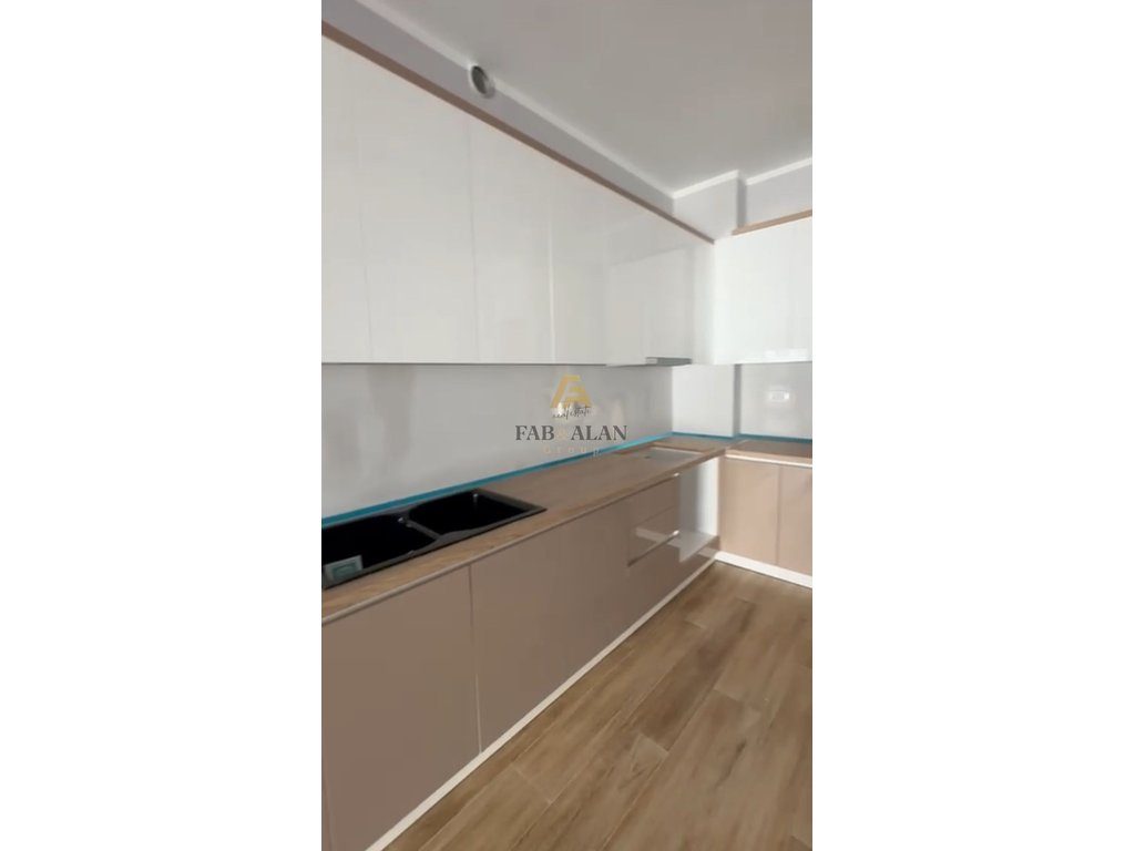 NE KAMEZ PRANE BAR OSLOS APARTAMENT 2+1 PER SHITJE! 3