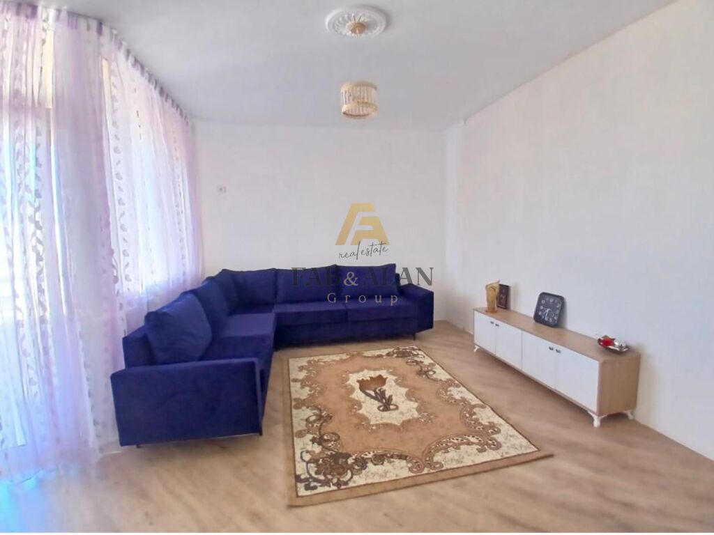 TEK FRATARI NE ASTIR APARTAMENT 1+1 PER SHITJE!