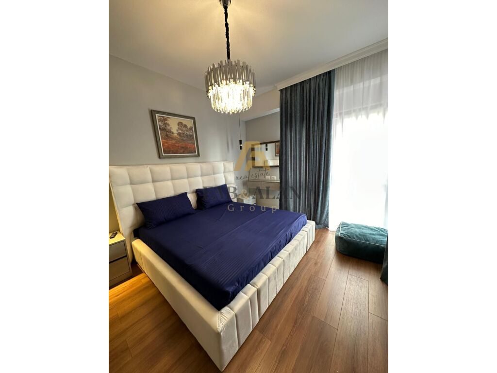 TEK RRUGA E KAVAJES, TIRANA GARDEN BUILDING APARTAMENT LUKSOZ PER QERA! 4