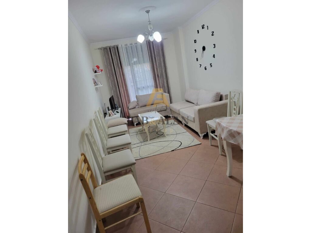 TEK 5 MAJI APARTAMENT 1+1 PER SHITJE !