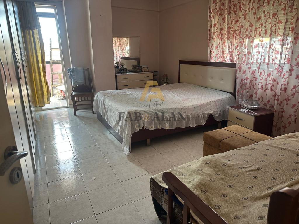 NE LAPRAKE TEK PALLATET E ARABIT APARTAMENT 2+1 PER SHITJE! 3