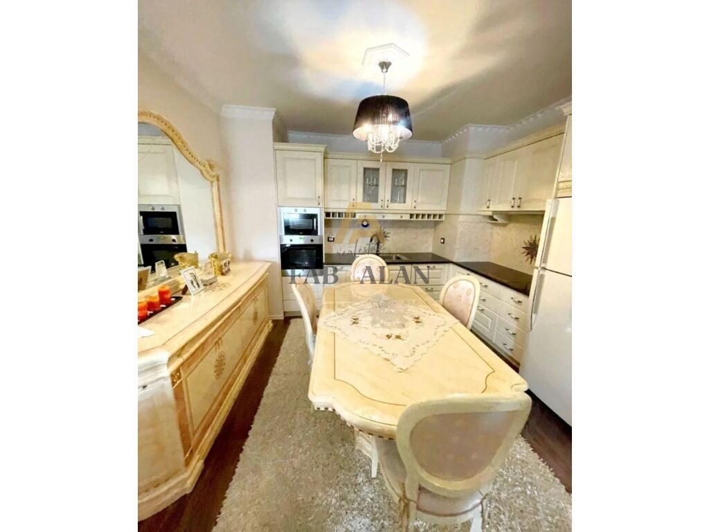 SUPER APARTAMENT 2+1+2 PER SHITJE NE DON BOSKO!