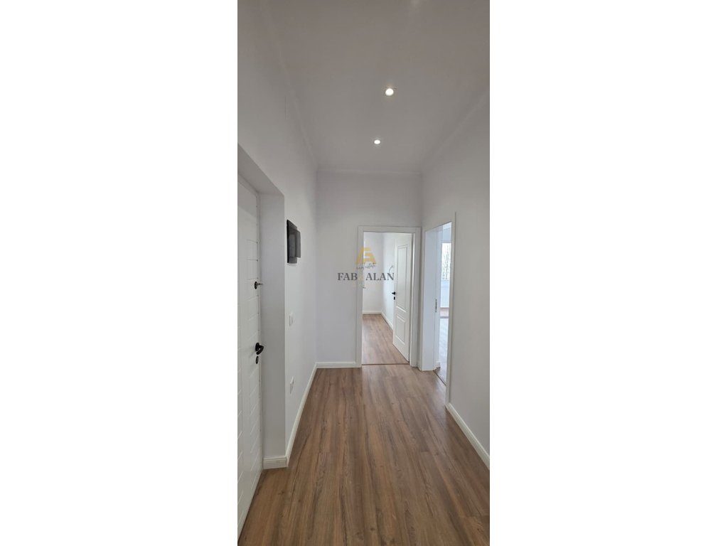 Apartament 2+1 Për Shitje në Rruga Bardhyl, Tiranë - 148,000€ | 70 m²