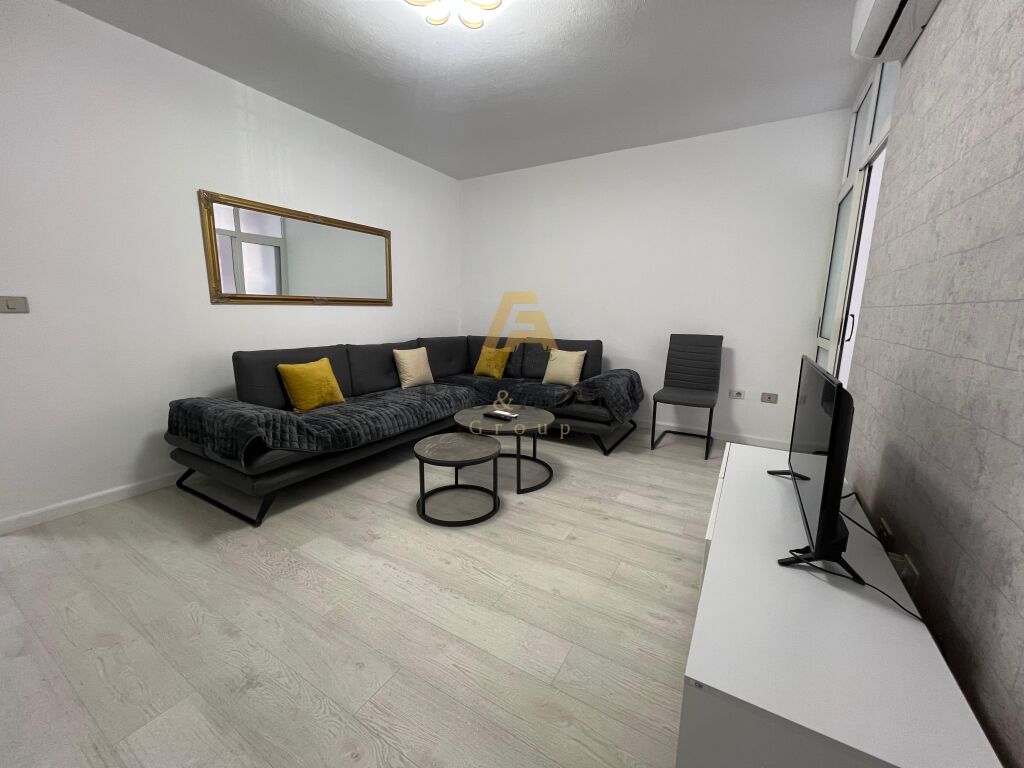 TEK KOMUNA E PARISIT APARTAMENT 1+1 PER QERA! 2