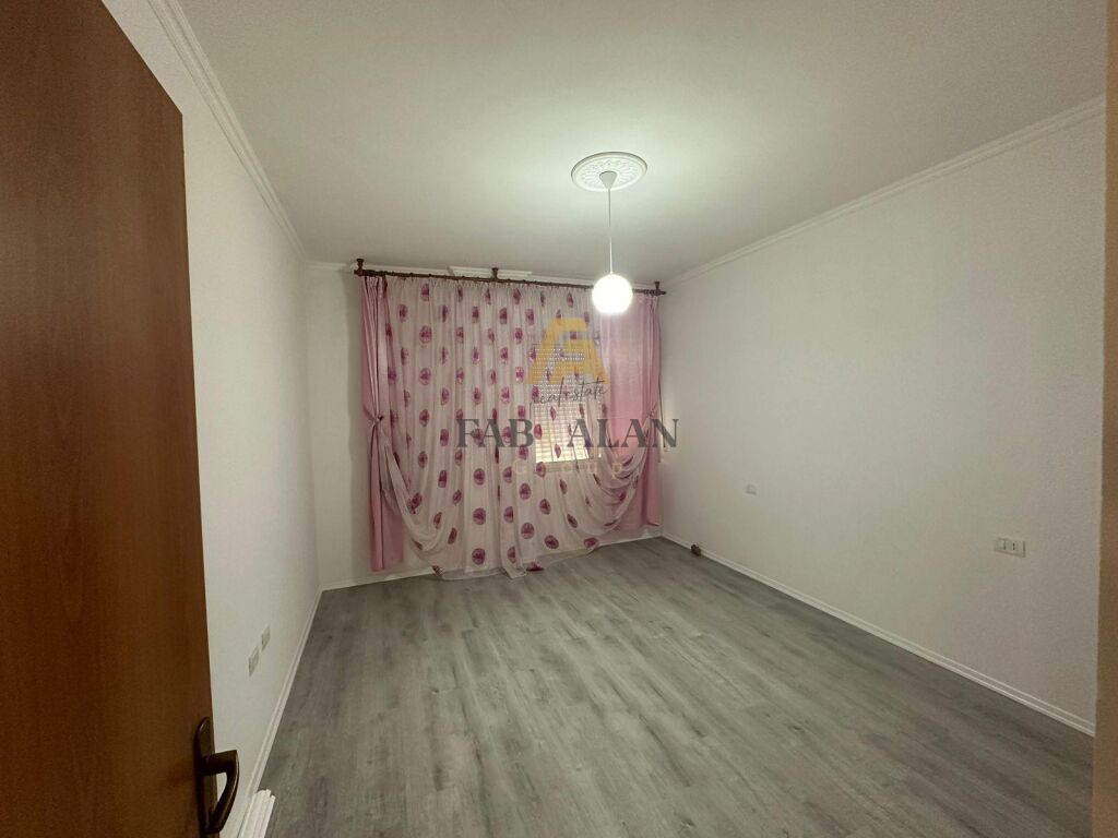 APARTAMENT 2+1 PER SHITJE NE FRESK! 4