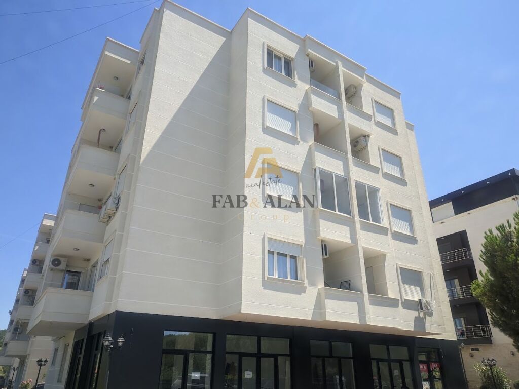 APARTAMENTE 1+1 PER SHITJE NE GJIRIN E LALZIT!