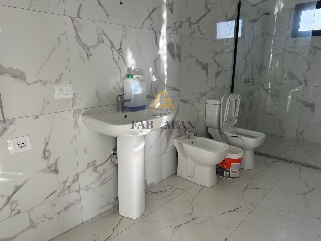 NE GOLEM APARTAMENT 2+1 PER SHITJE! 4