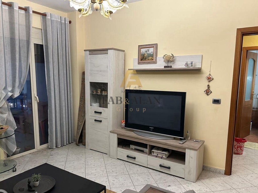 SHITET APARTAMENT 1+1 NË PLAZH – ZONA ILIRIA, DURRËS ! 2