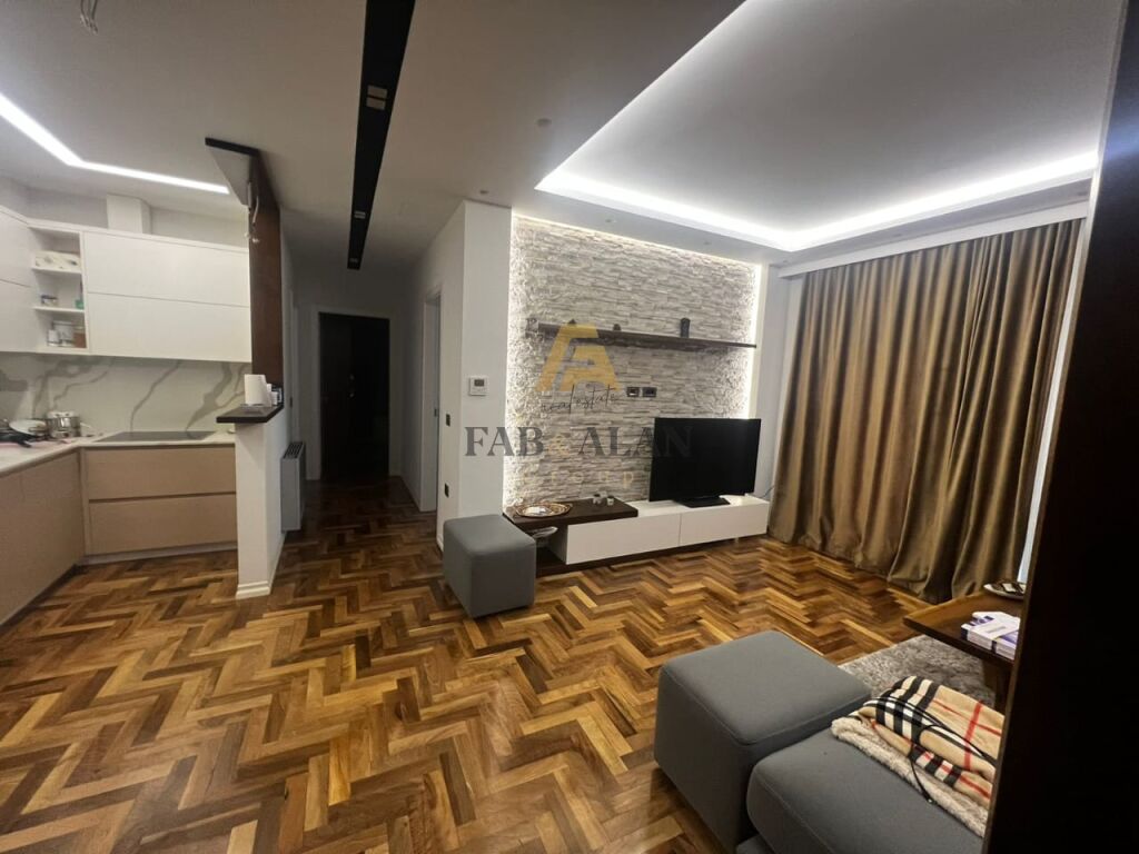 APARTAMENT 2+1+GARAZH PER SHITJE NE DURRES! 2