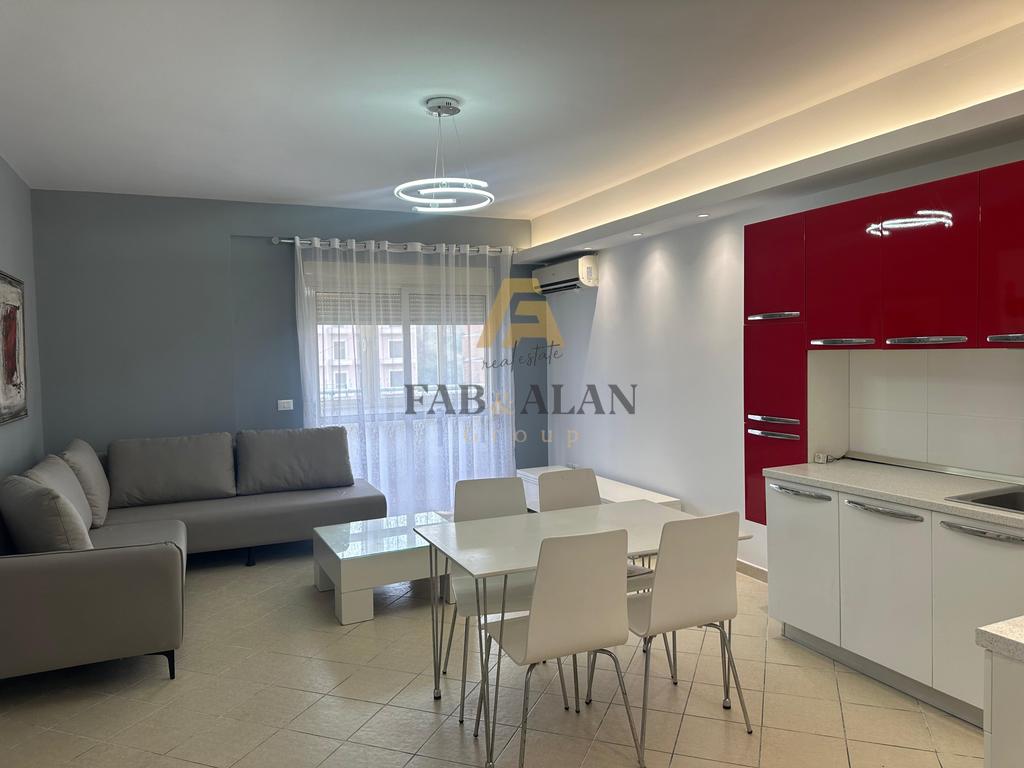 TEK SHKEMBI I KAVAJES APARTAMENT 1+1 PER SHITJE ME PAMJE NGA DETI! 3