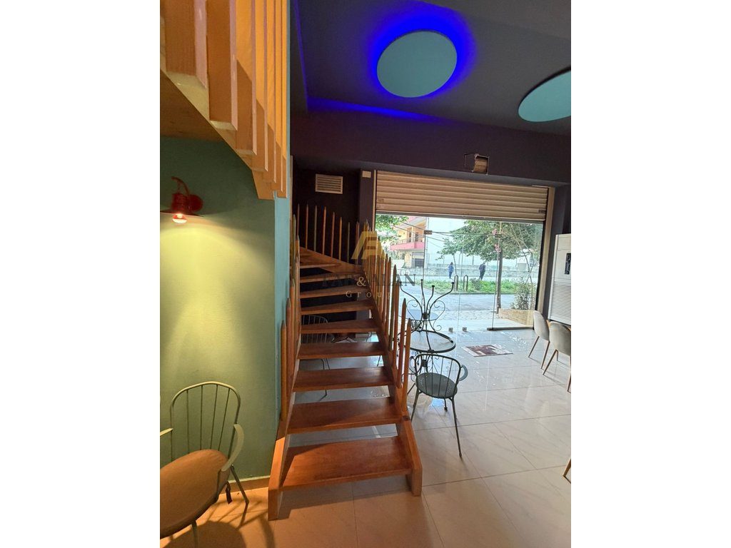Shitet Dyqan / Lokal Duplex – 95 m² 2