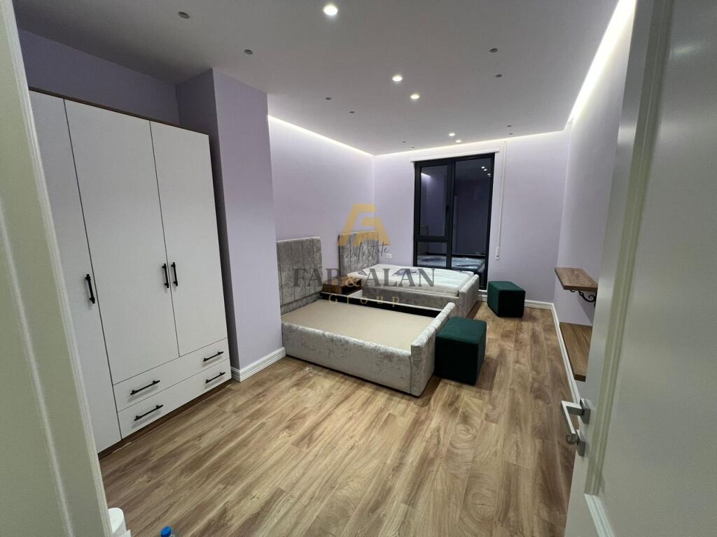 NE PORCELAN SUPER APARTAMENT LUKSOZ 3+1+2 PER QERA! 4
