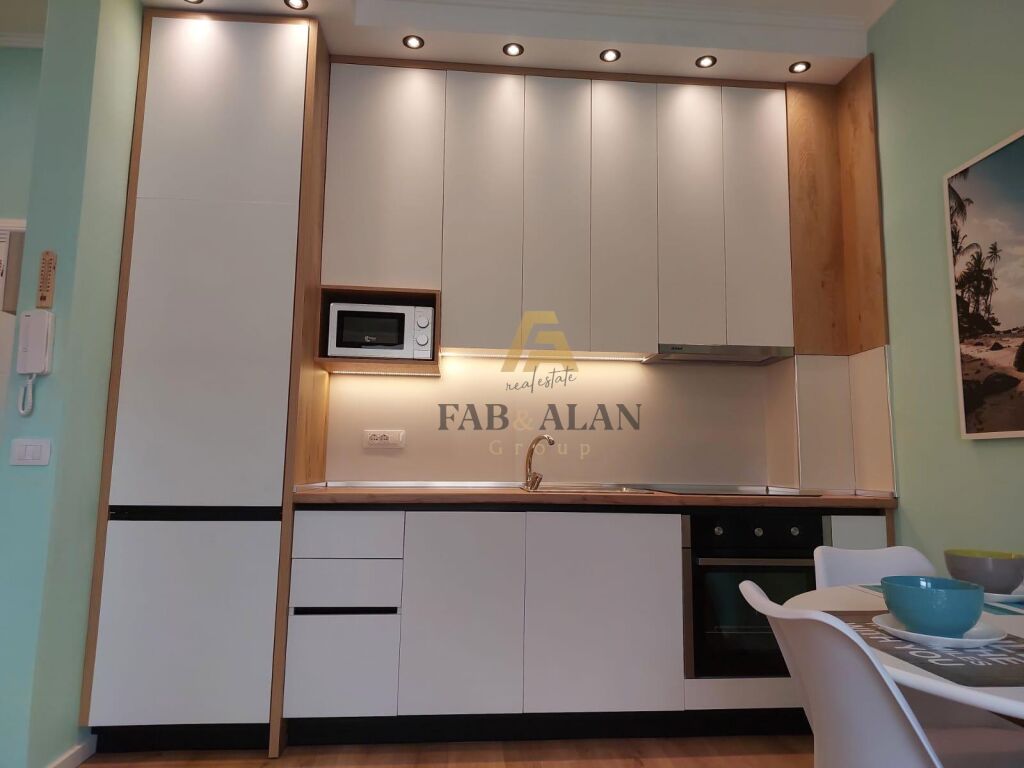 NE ORIKUM SUPER APARTAMENT 1+1 PER SHITJE! 4