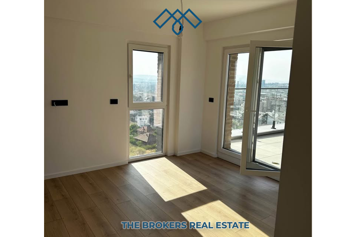 Shitet banesa 136m² në Capital Hill Residence, lagjja Prishtina e Re. 4