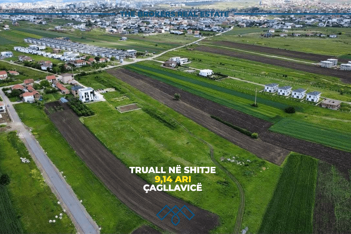 Truall në shitje 9,14 Ari – Çagllavicë, mbrapa Media Center.