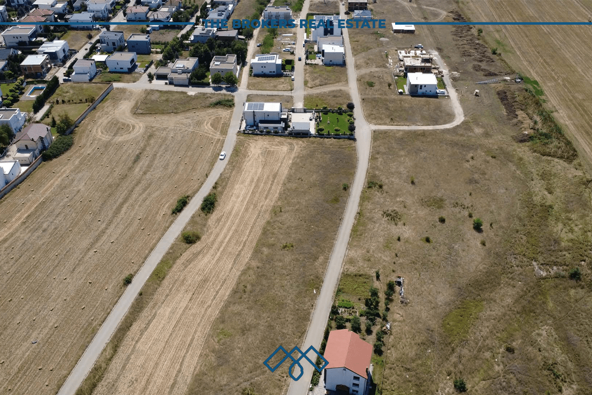 Parcelë në shitje 5 Ari – mbrapa lagjës 038. 3