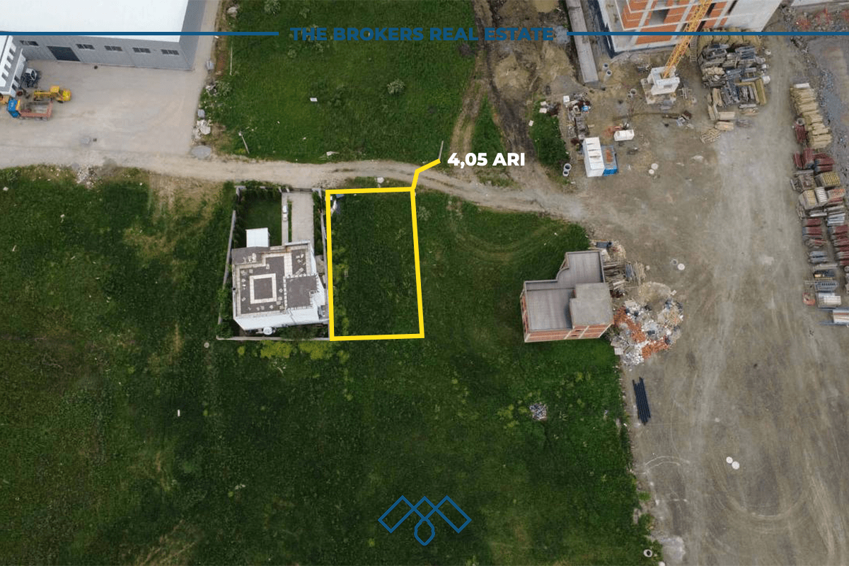 Parcela 4,05 ari në shitje – Çagllavicë.