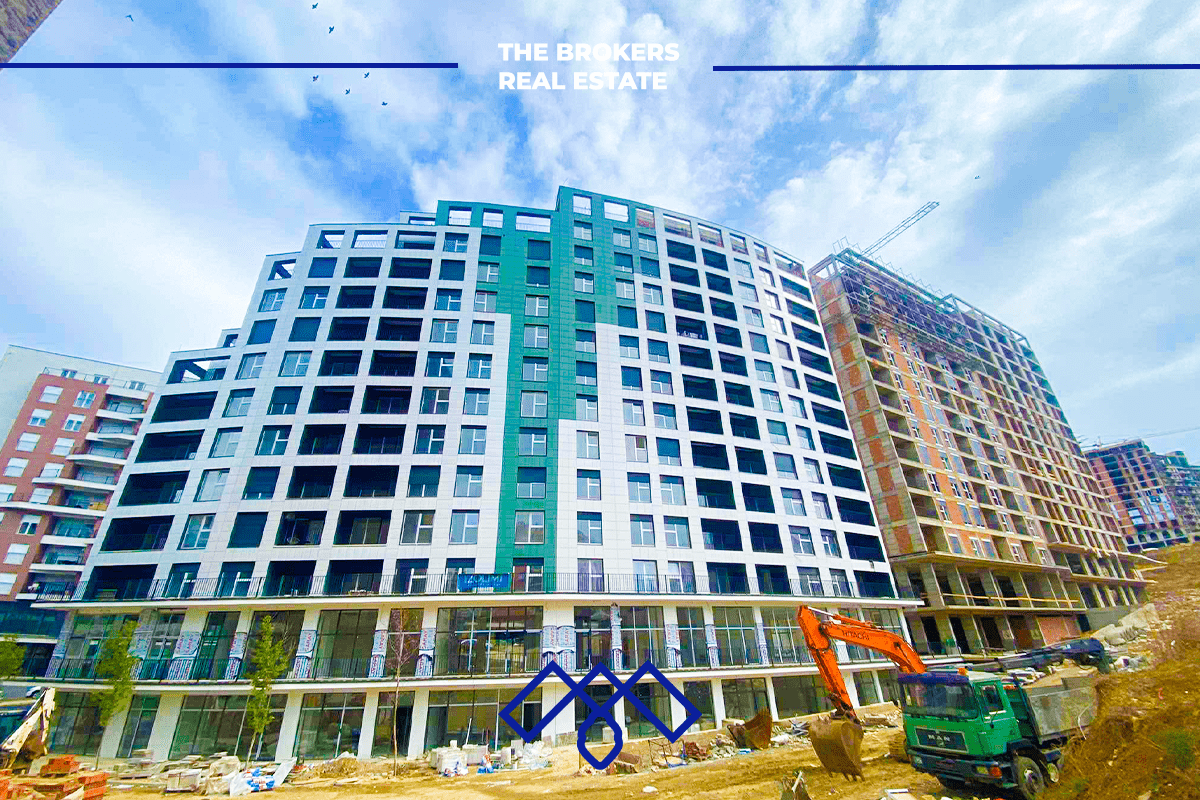 Ofrohet për shitje banesë në lagjen Prishtina e Re, në kompleksin Berisha Park Residence, me sipërfaqe 91.7m².