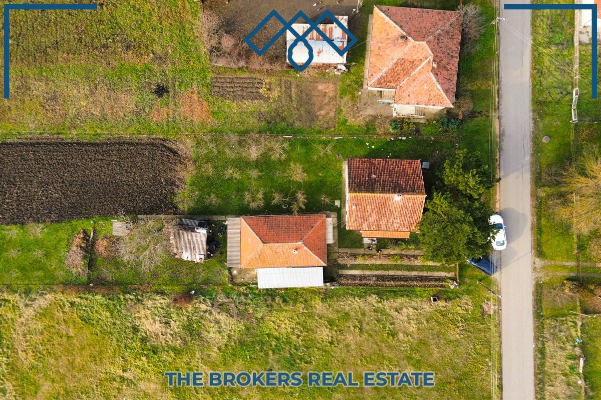 Shtepi në SHITJE 130m² dhe 13 ari truall me fletë poseduese – Suhadoll 3