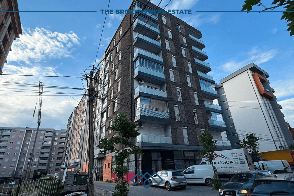 Banesë në shitje 89,2m2, me fletë poseduese – Fushë Kosovë.