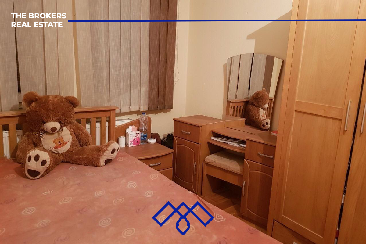 Ofrohet për shitje banesa 82 m² neto, në Prishtinë përballë Kolegjit FAMA te ish Sllovenia Sporti. 4