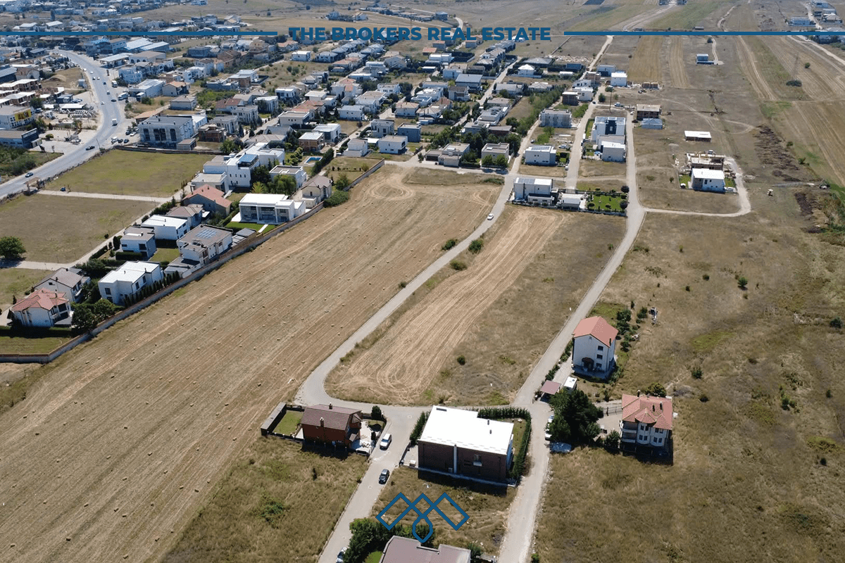Parcelë në shitje 5 Ari – mbrapa lagjës 038. 2