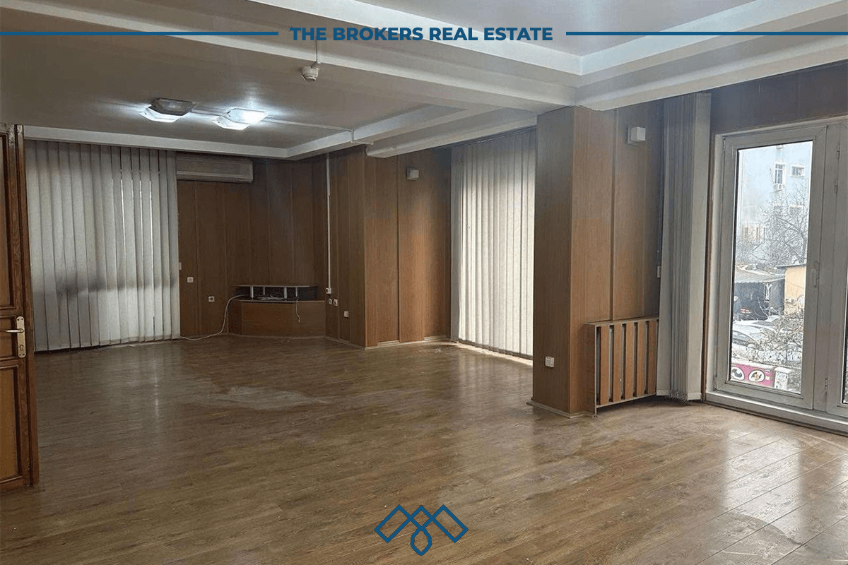 Objekt me qira në lagjen Pejton – 342 m2 4