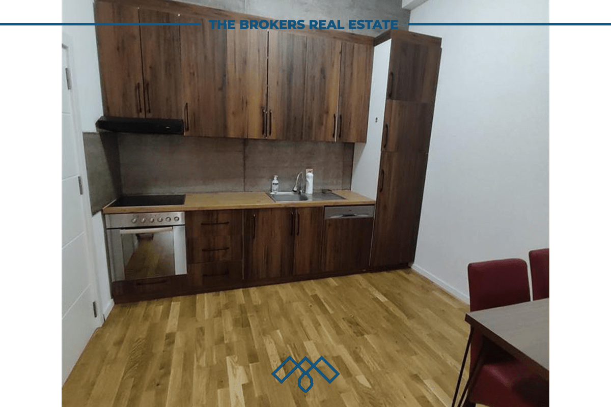 Banesë në #shitje 90m2 – Lagjja Muharrem Fejza 2
