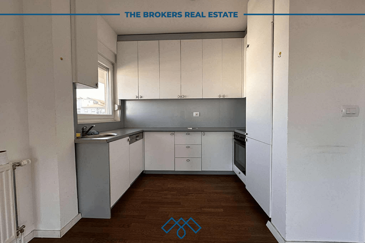 Penthouse 137m2 + 100m2 terasë, me qira në lagjen Kalabria, tek banesat e Centralit. 4