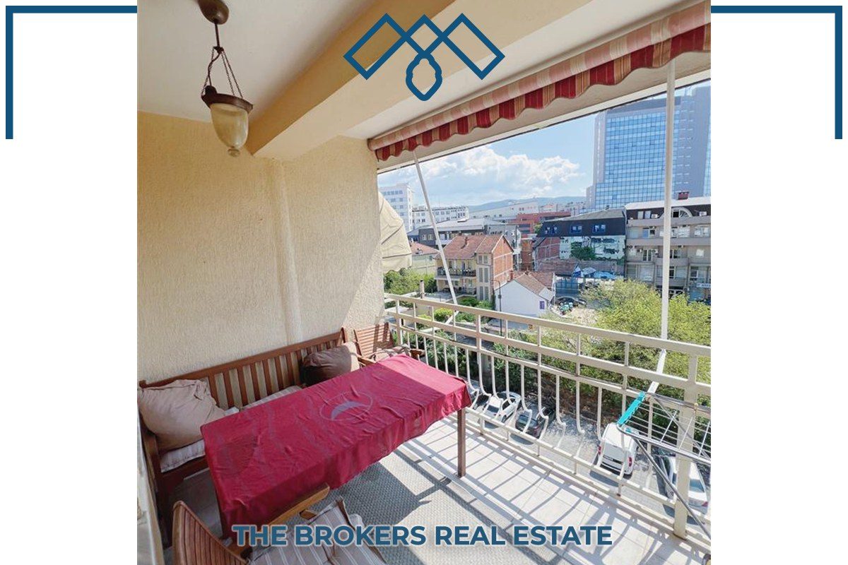 Ofrohet për qira #banesa 85 m² në qendër të Prishtinës, me adresë Rr. Andrea Gropa, pas ndërtesës së Qeverisë. 3
