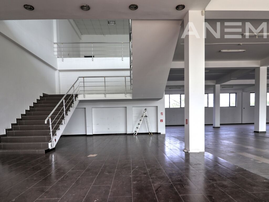 Objekt me qira 1850m² në Shkabaj-Orlloviq 3