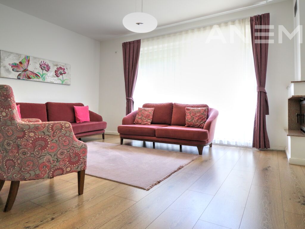 Shtëpi me qira 174m² në Marigona Residence 2