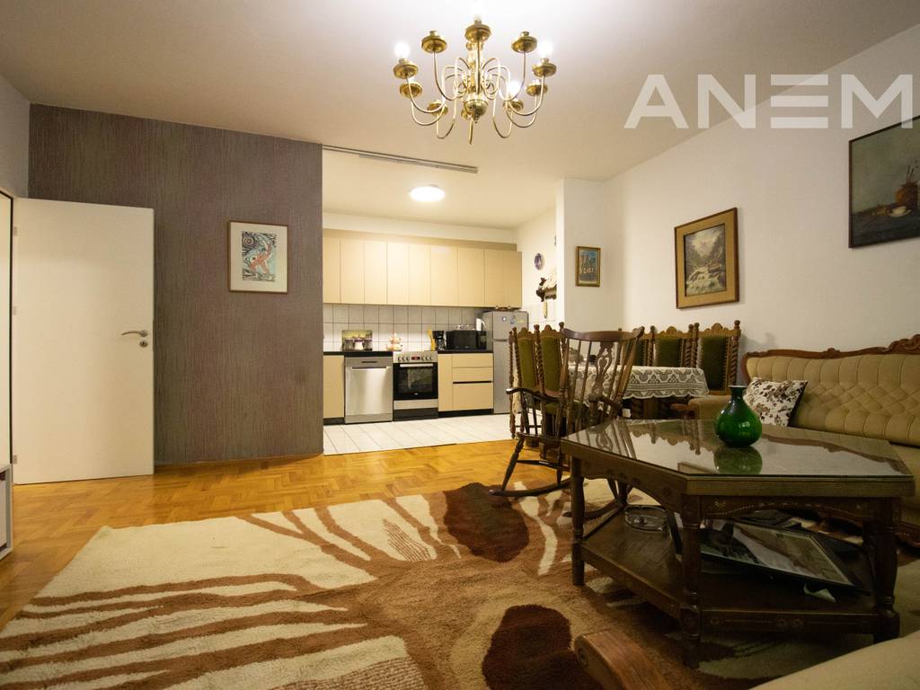 Banesë me qira 75m² në Mahallën e Muhaxherëve 2