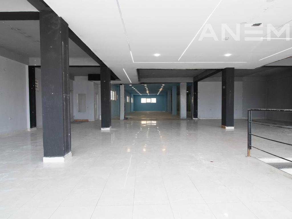 Lokal me qira 500m² në Fushë Kosovë