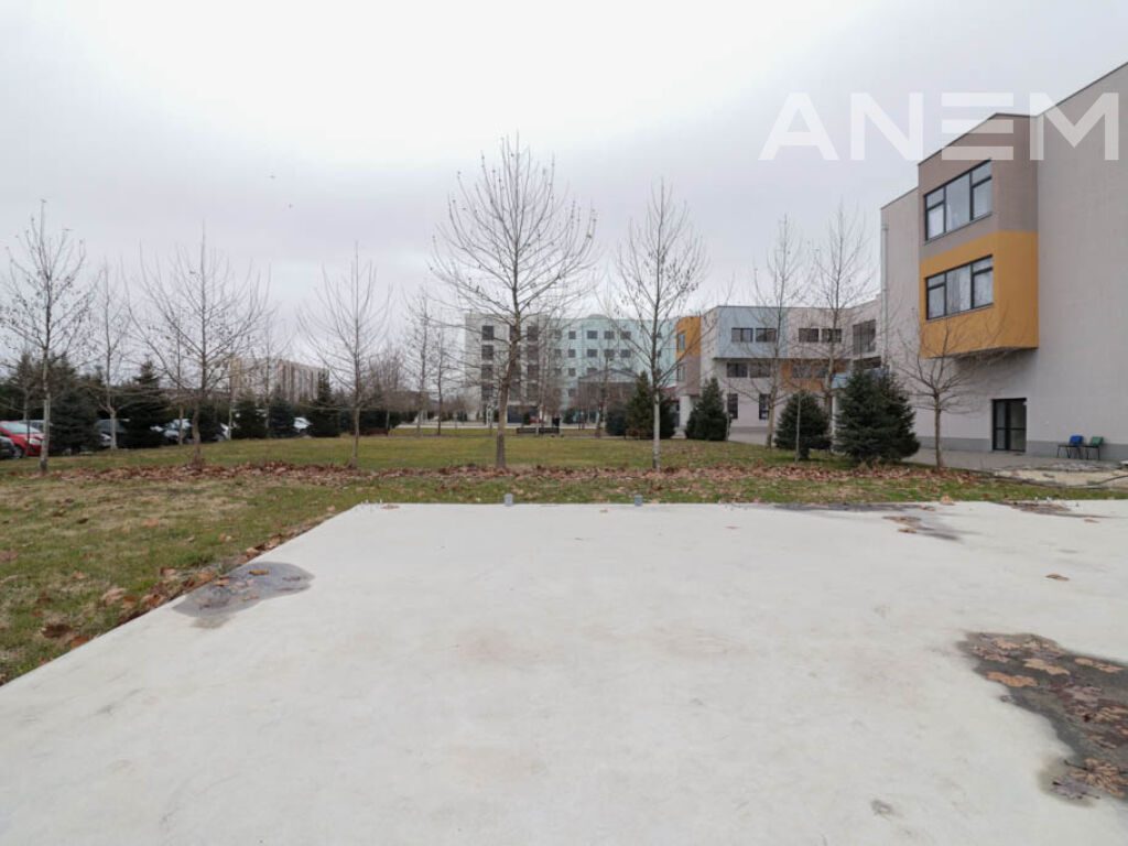 Objekt me qira 20000m² në Magjistralen Prishtinë-Ferizaj 2